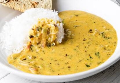 Bajra onion kadhi e1751111588542