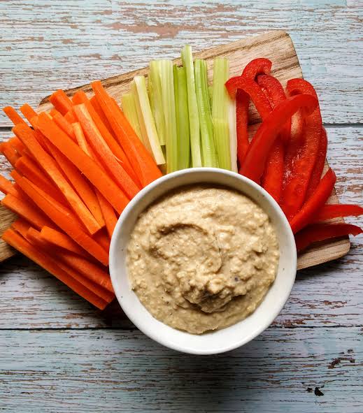Hummus with vegie sticks